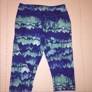 Zella Printed Athletic Crop Leggings